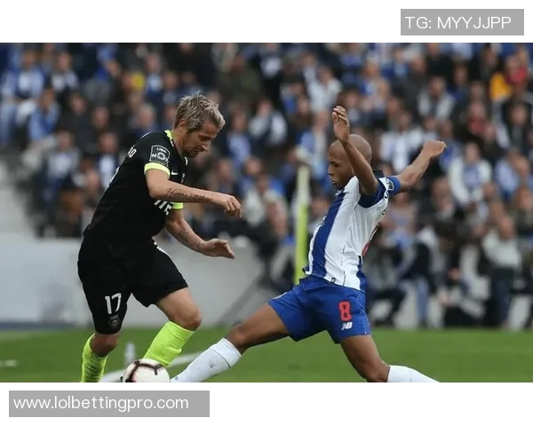 切尔西在足总杯激战中以4-3逆转本菲卡全场沸腾精彩集锦回顾