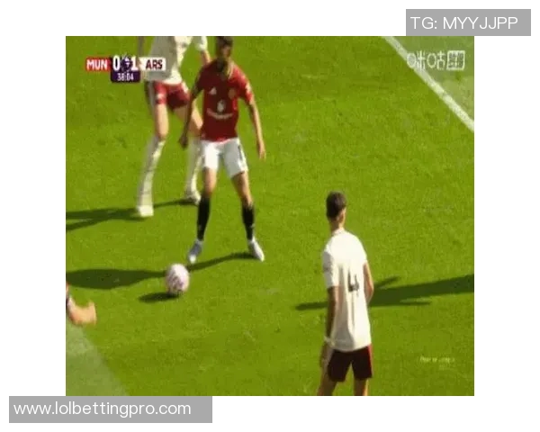 中超精彩对决阿森纳大胜里昂补时进球引发全场狂欢与转会传闻交织